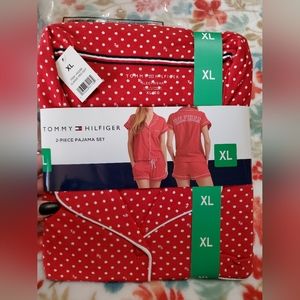 COPY - Tommy Hilfiger 2 piece pajamas set 💥NEW💥